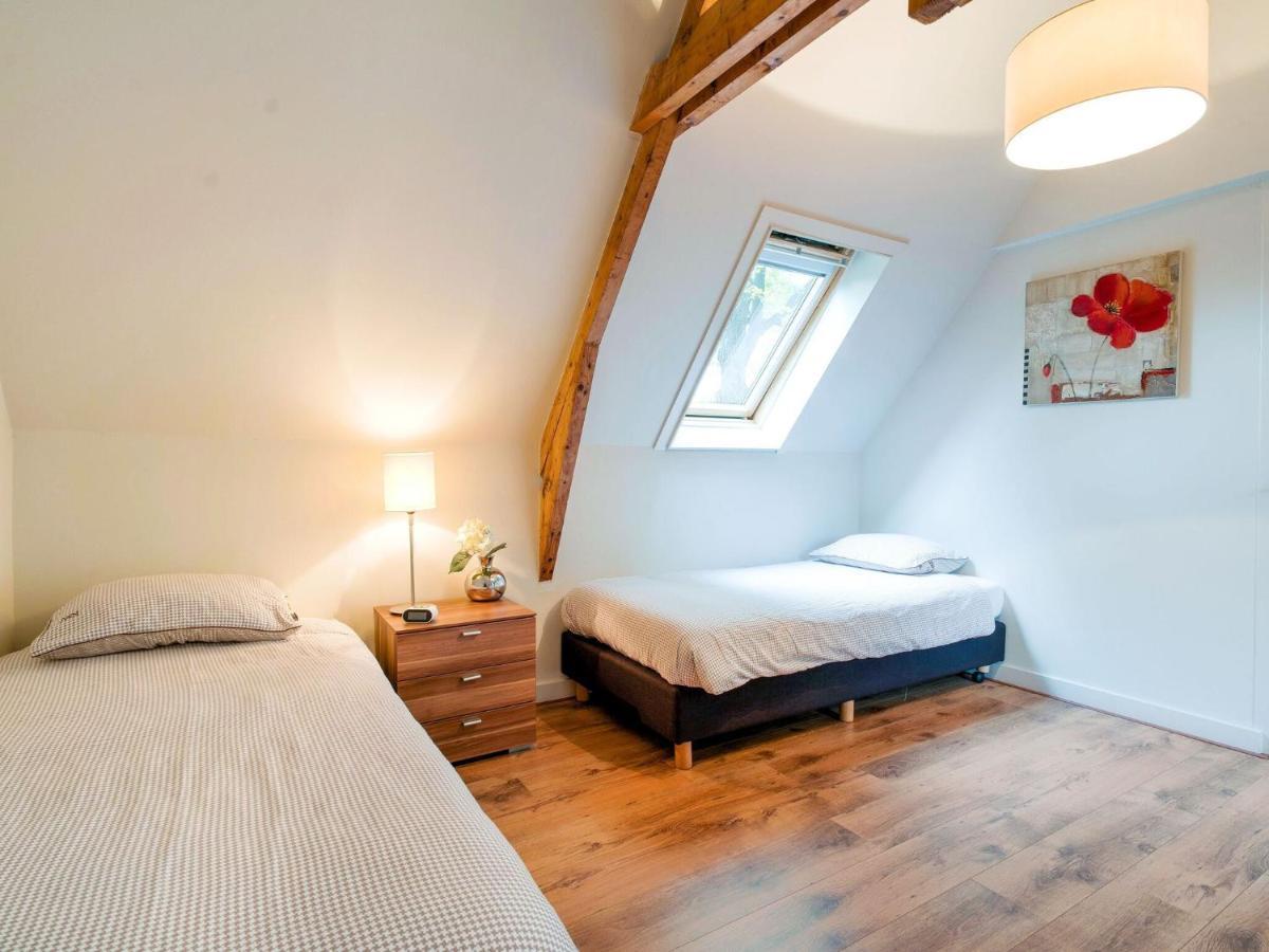 Cozy Holiday Home By The Canal In Dwingeloo Exterior foto